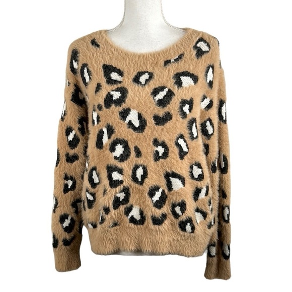 Express Brown Fuzzy Leopard Knit Long Sleeve Crewneck Sweater Size Medium - Picture 1 of 6
